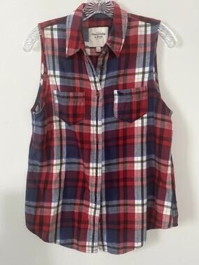 Ladies Abercrombie & Fitch Sleeveless Plaid Shirt